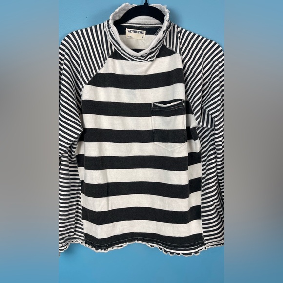 WE THE FREE PUNK PLAYFUL STRIPE TEE SIZE MEDIUM - Picture 7 of 7